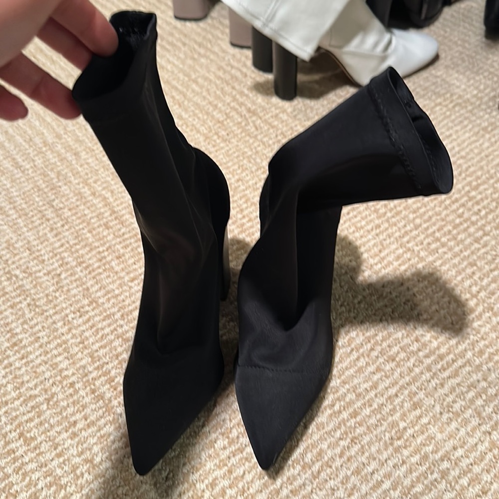 Tony Bianco sock booties